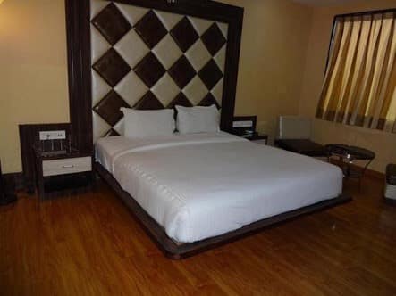 Comfort Rooms, Kurukshetra 1
